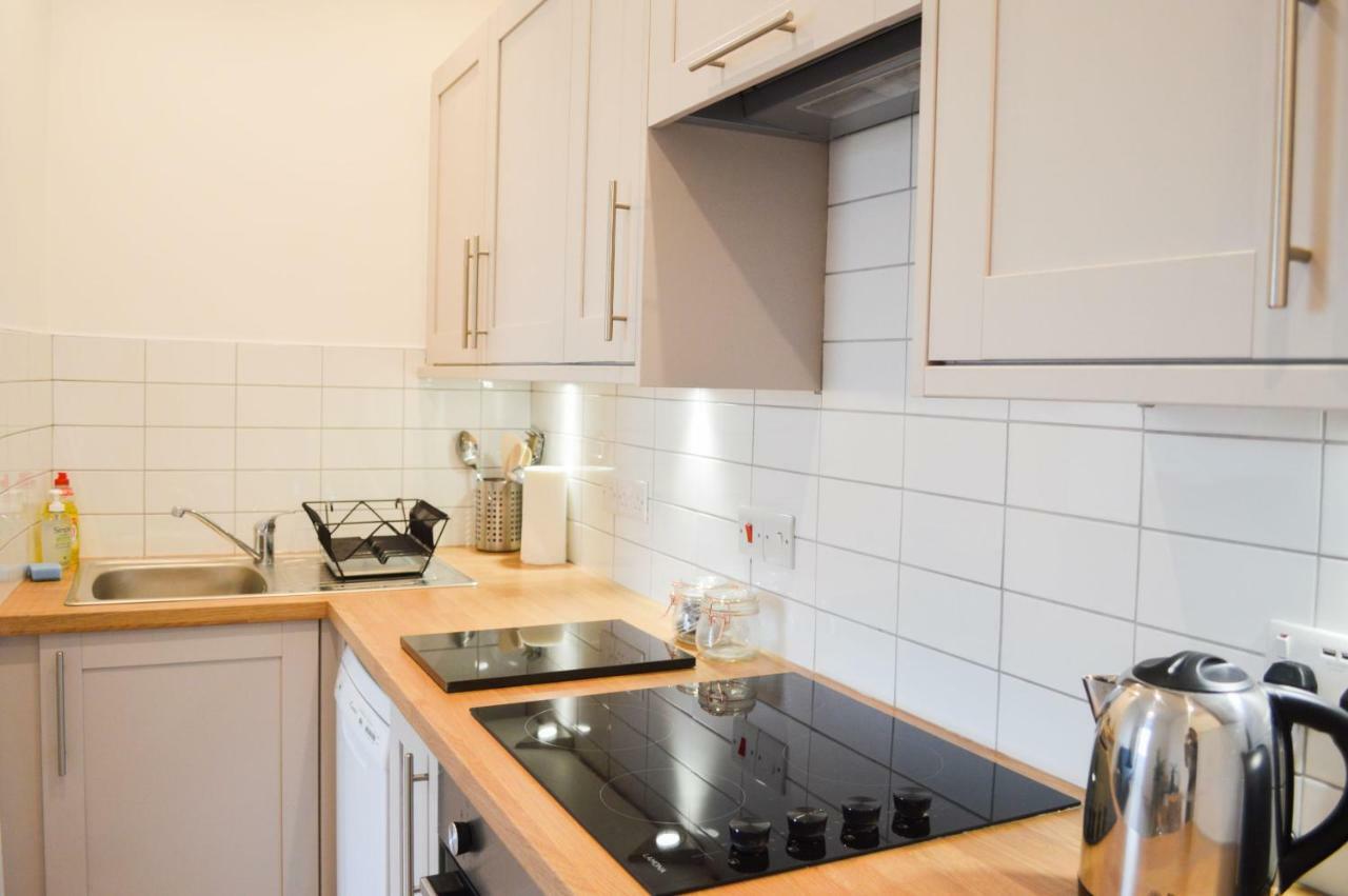 Modern 1 Bedroom Flat In The Heart Of Édimbourg Extérieur photo